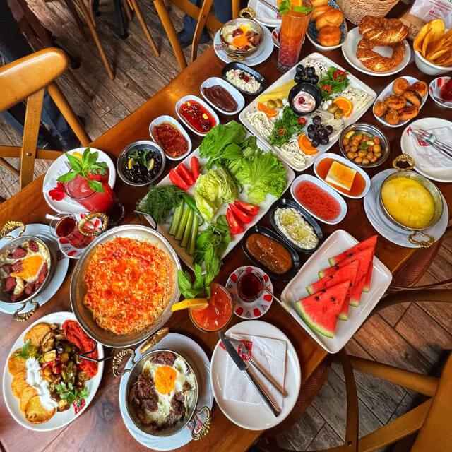 KADİM SERPME KAHVALTI