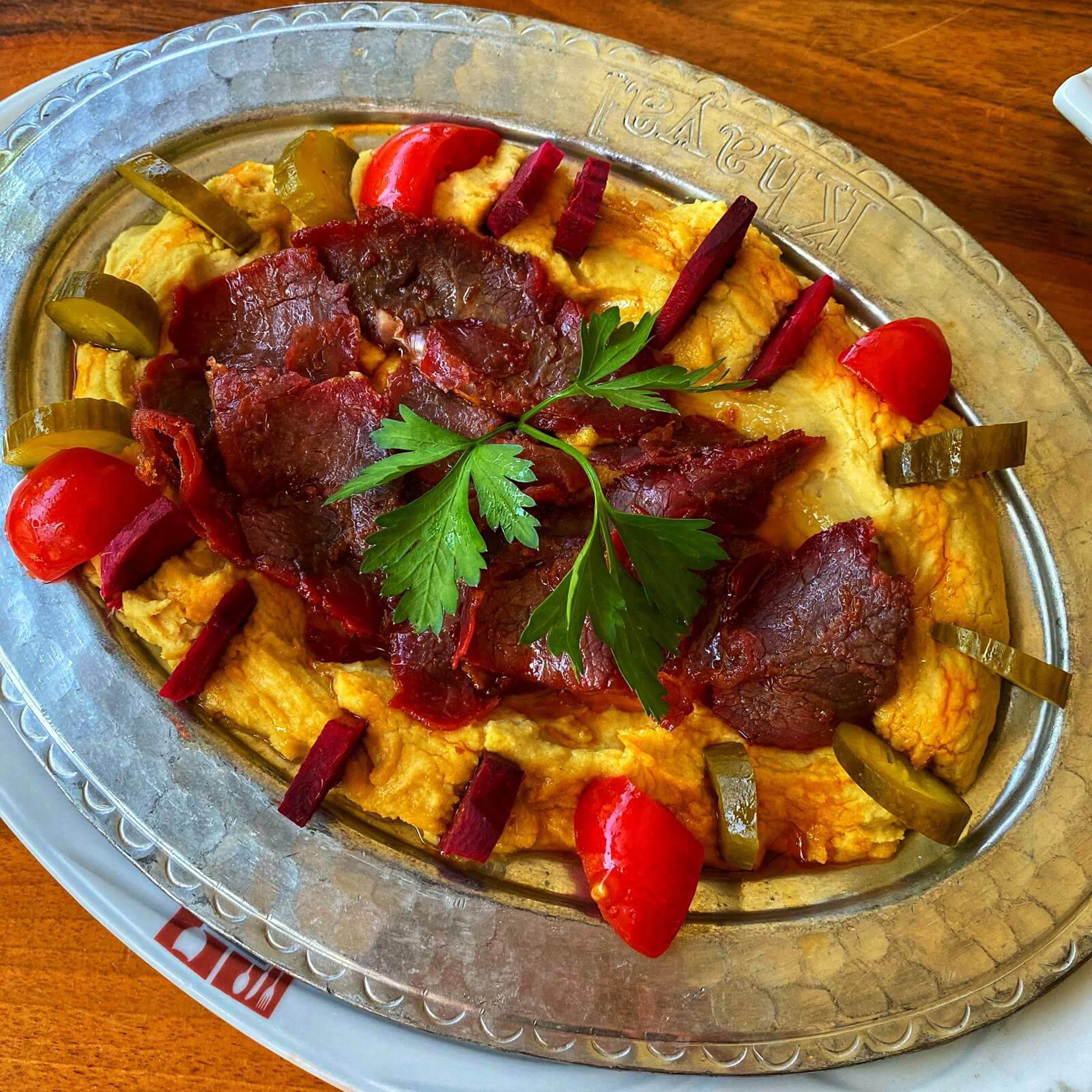 PASTIRMALI HUMUS
